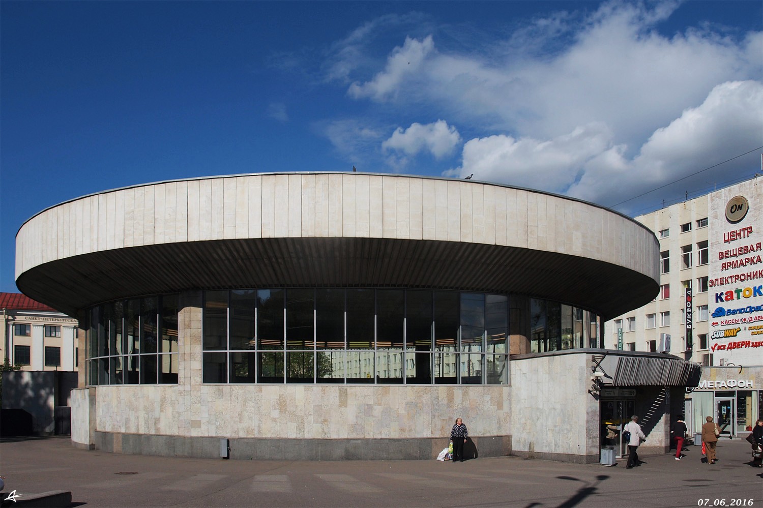 Санкт-Петербург, Проспект Обуховской Обороны, 114 корп. 1
