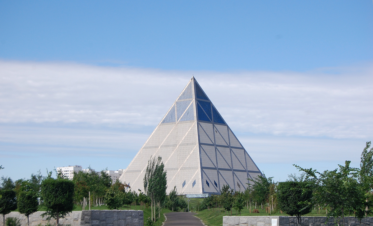 Astana, Проспект Тауелсыздык, 57