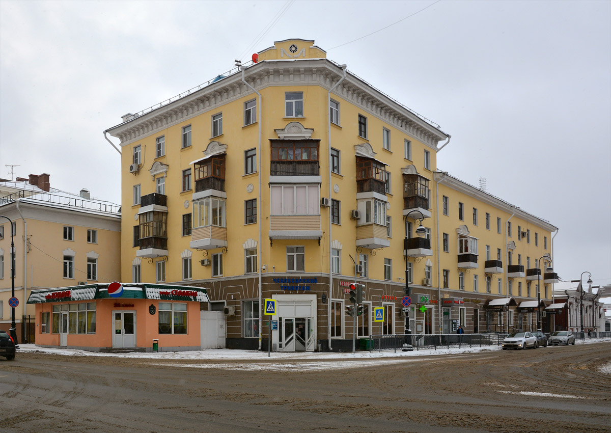 Казань, Университетская улица, 4 / Улица Островского, 34 лит 9-10