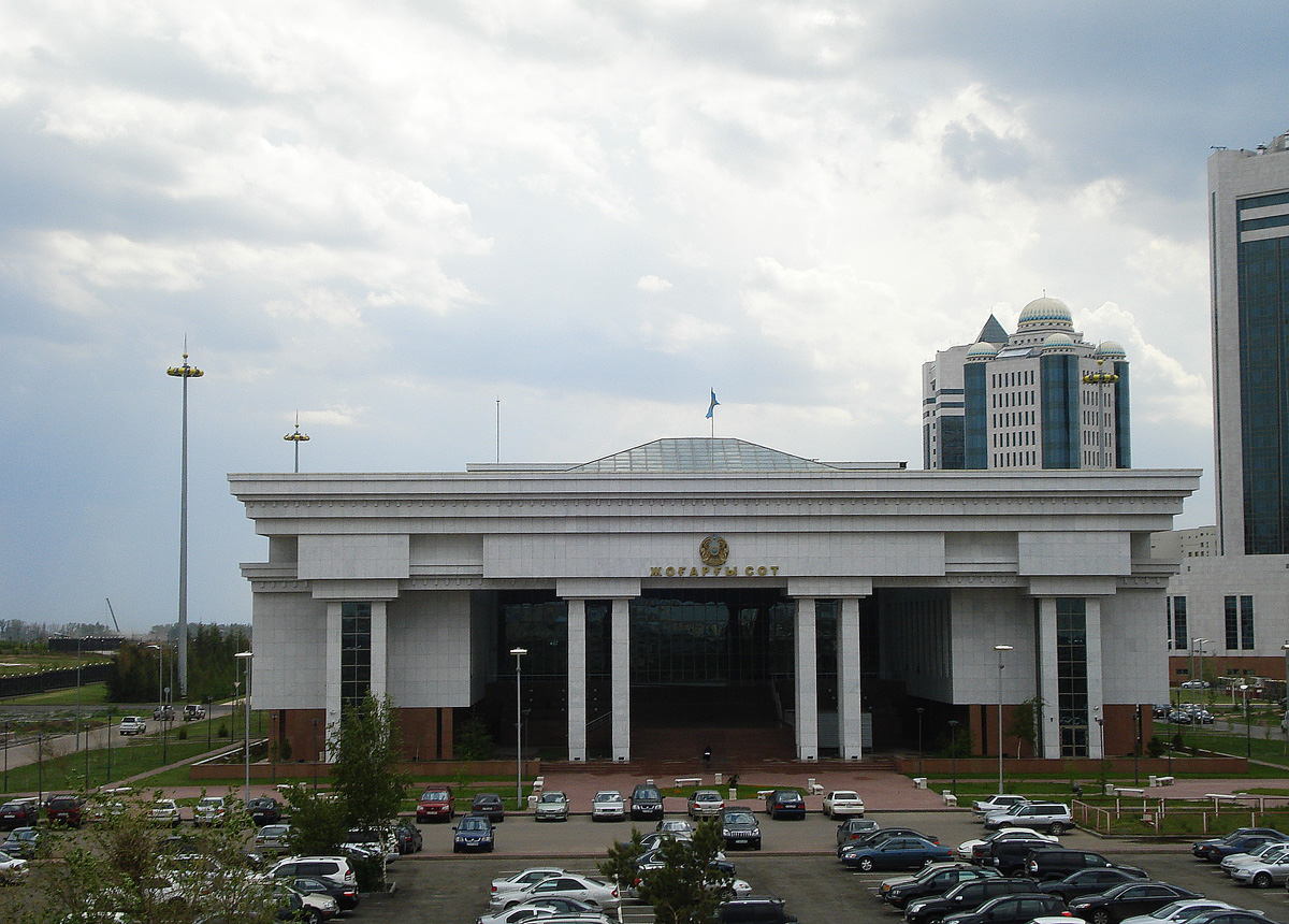 Astana, Улица Динмухамеда Кунаева, 39