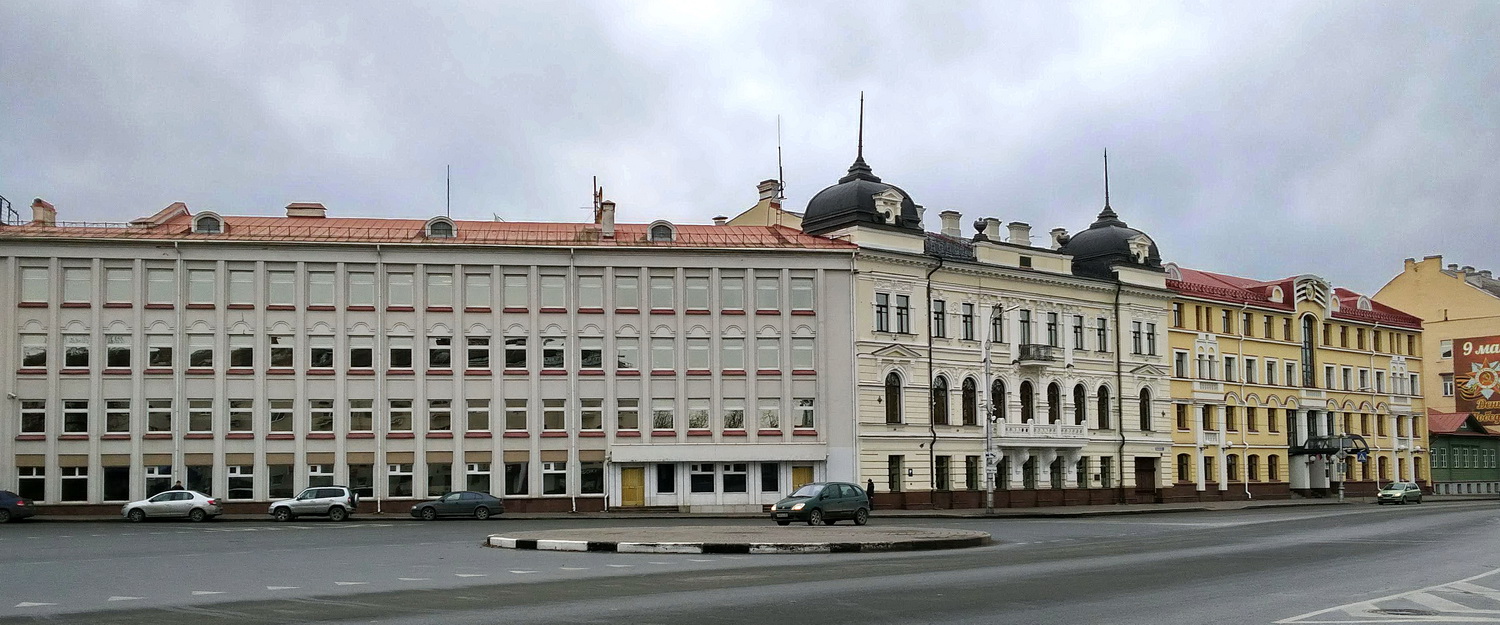 Pskov, Октябрьский проспект, 6; Октябрьский проспект, 8; Октябрьский проспект, 10; Октябрьский проспект, 10А