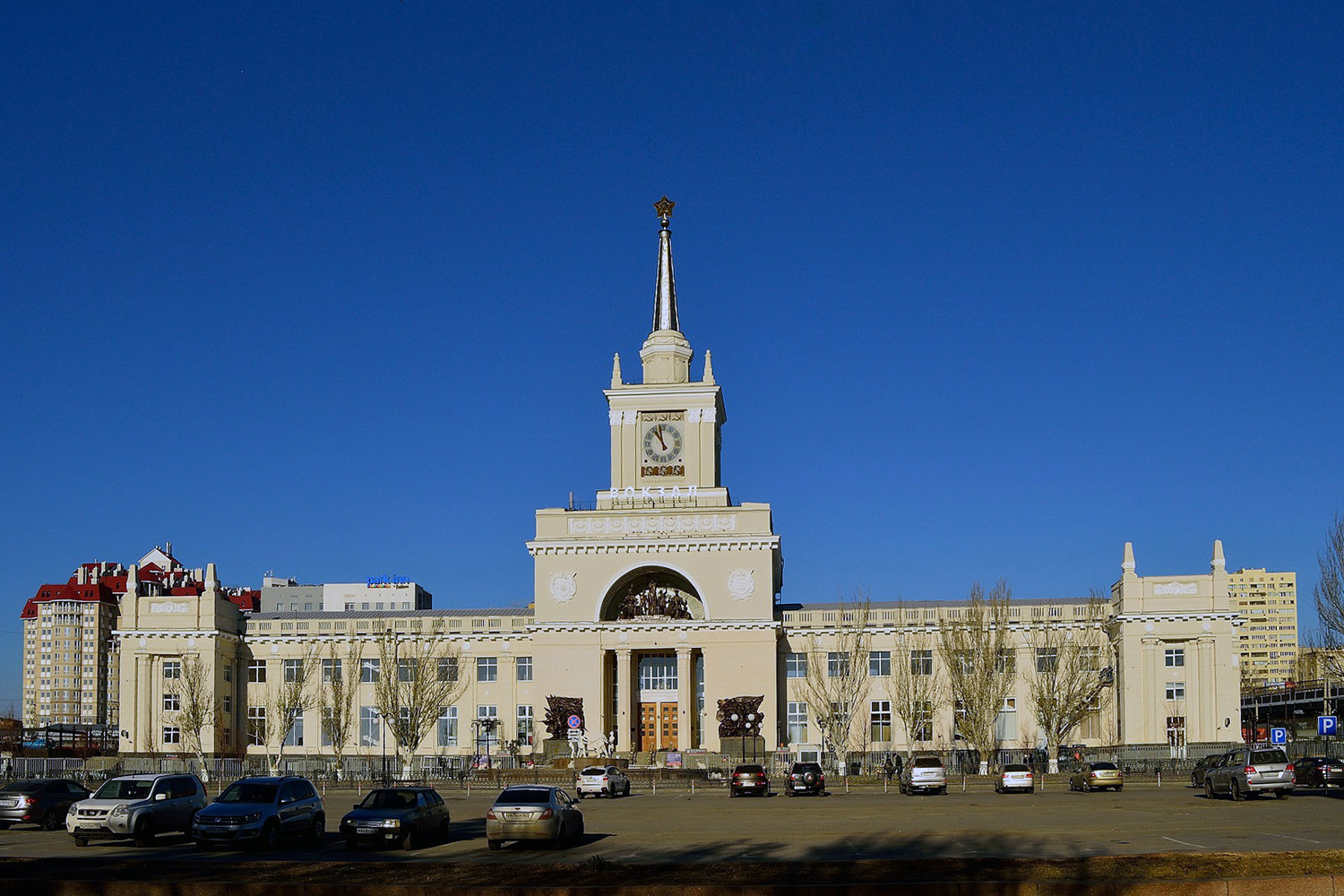 Волгоград, Привокзальная площадь, 1