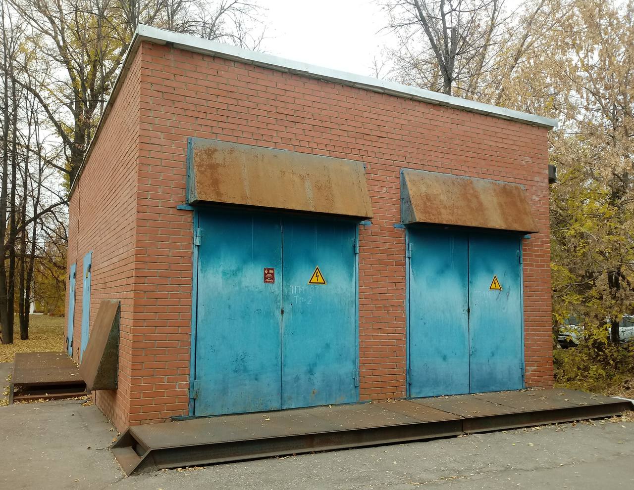 Samara, Проспект Карла Маркса, 165А*