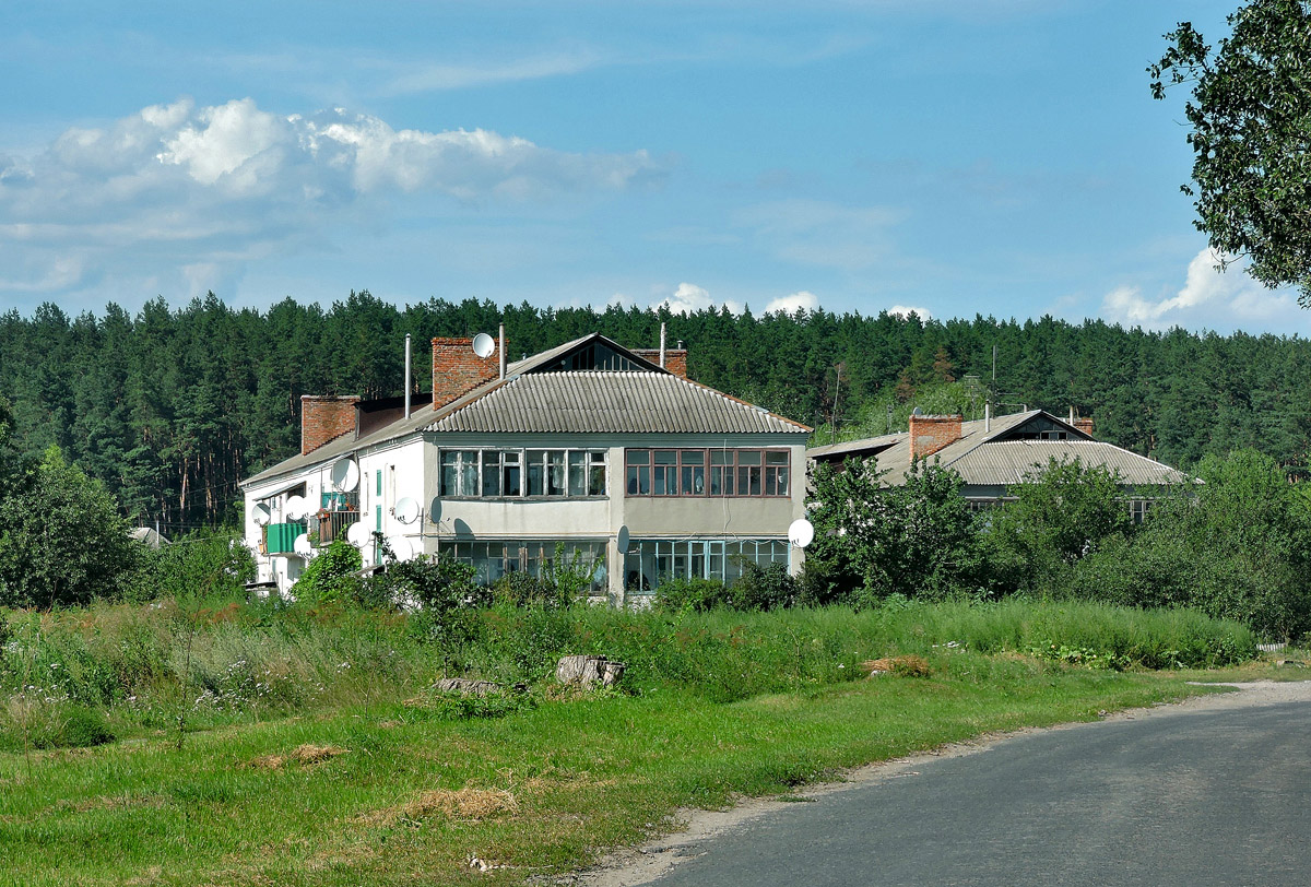 Huty, Сосновая улица, ?
