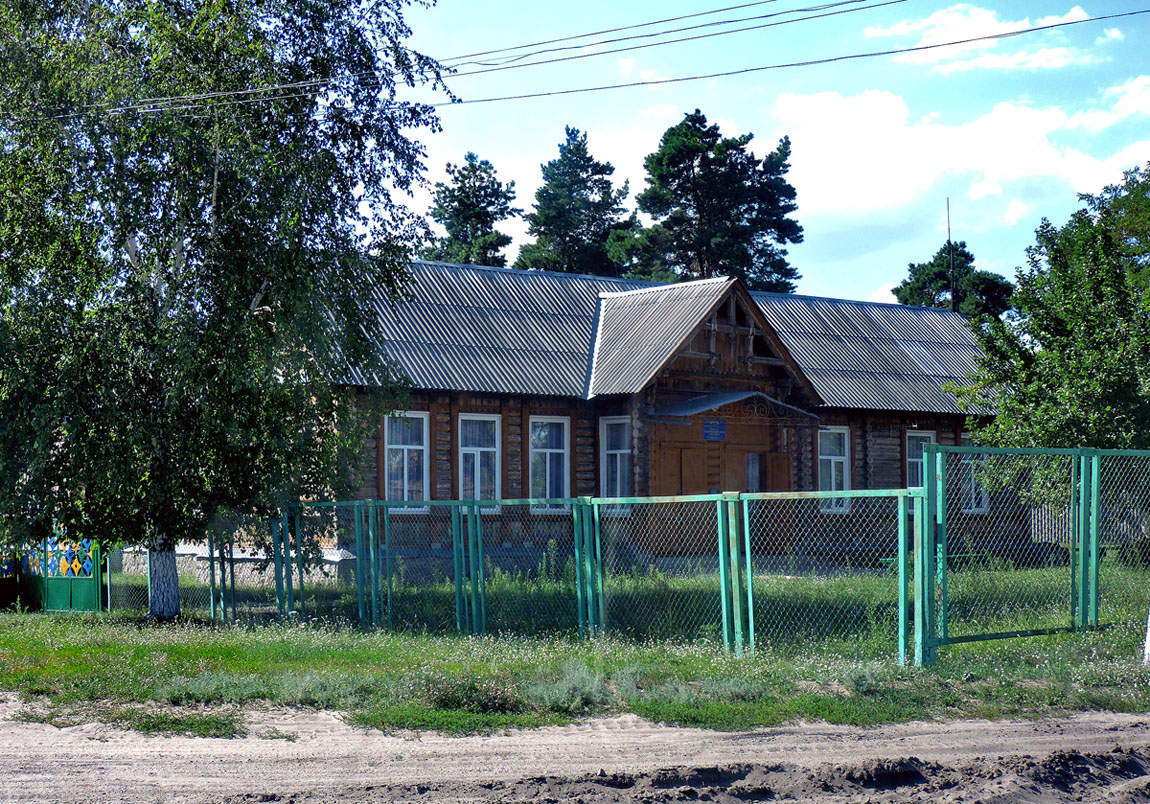 Богодуховский район, прочие н.п., с. Павловка, Центральная улица, ?