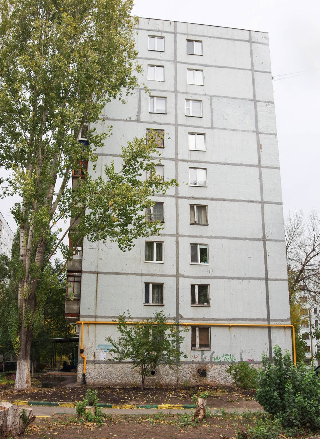 Novokuybyshevsk, Улица Ворошилова, 24 Novokuybyshevsk, Улица Ворошилова, 24