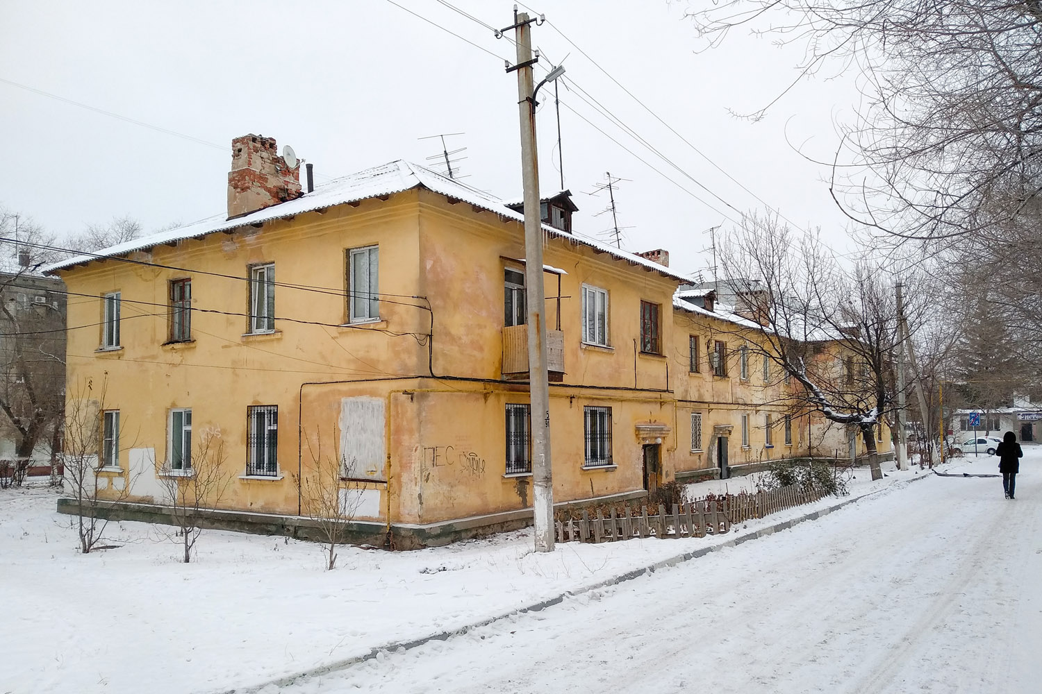 Novokuybyshevsk, улица Зои Космодемьянской, 8
