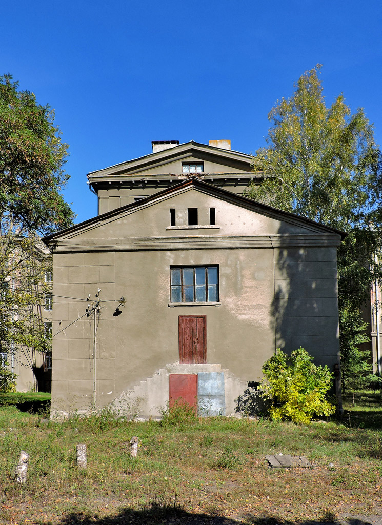 Малая Даниловка, Академическая улица, 1