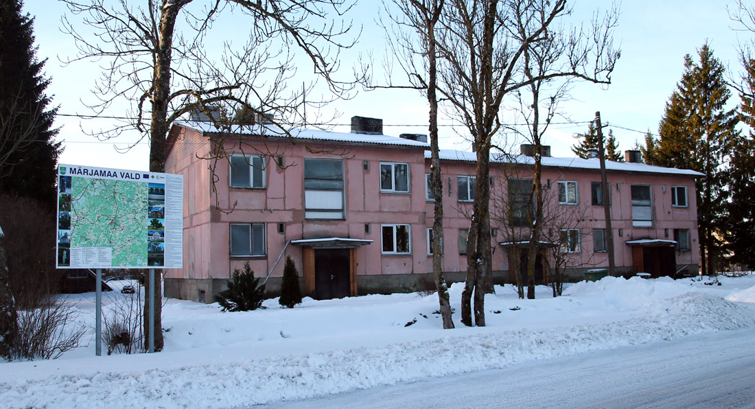 Варбола, Varbola keskus, 76