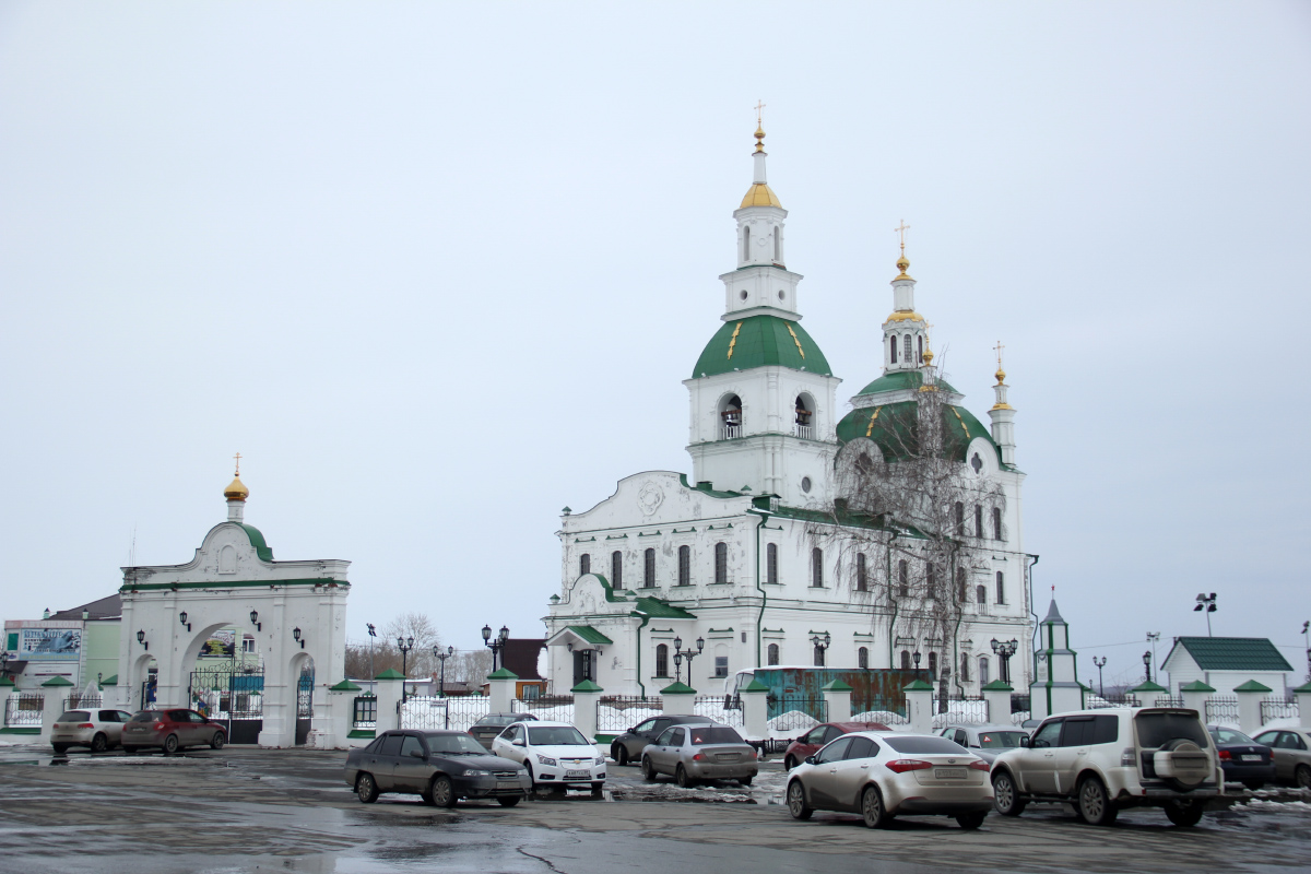 Ялуторовск, Сретенская площадь, 1А