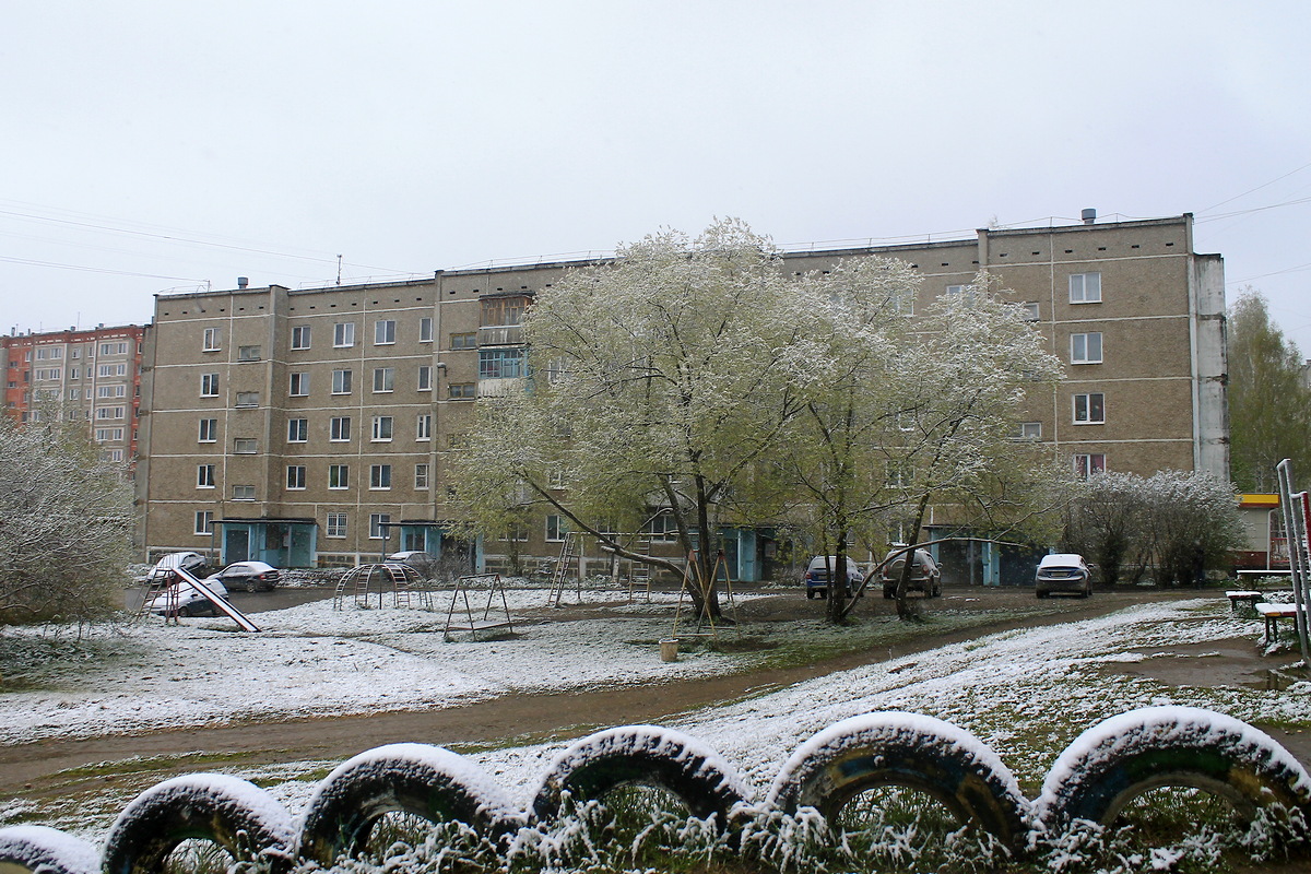 Березники, Улица Мира, 64