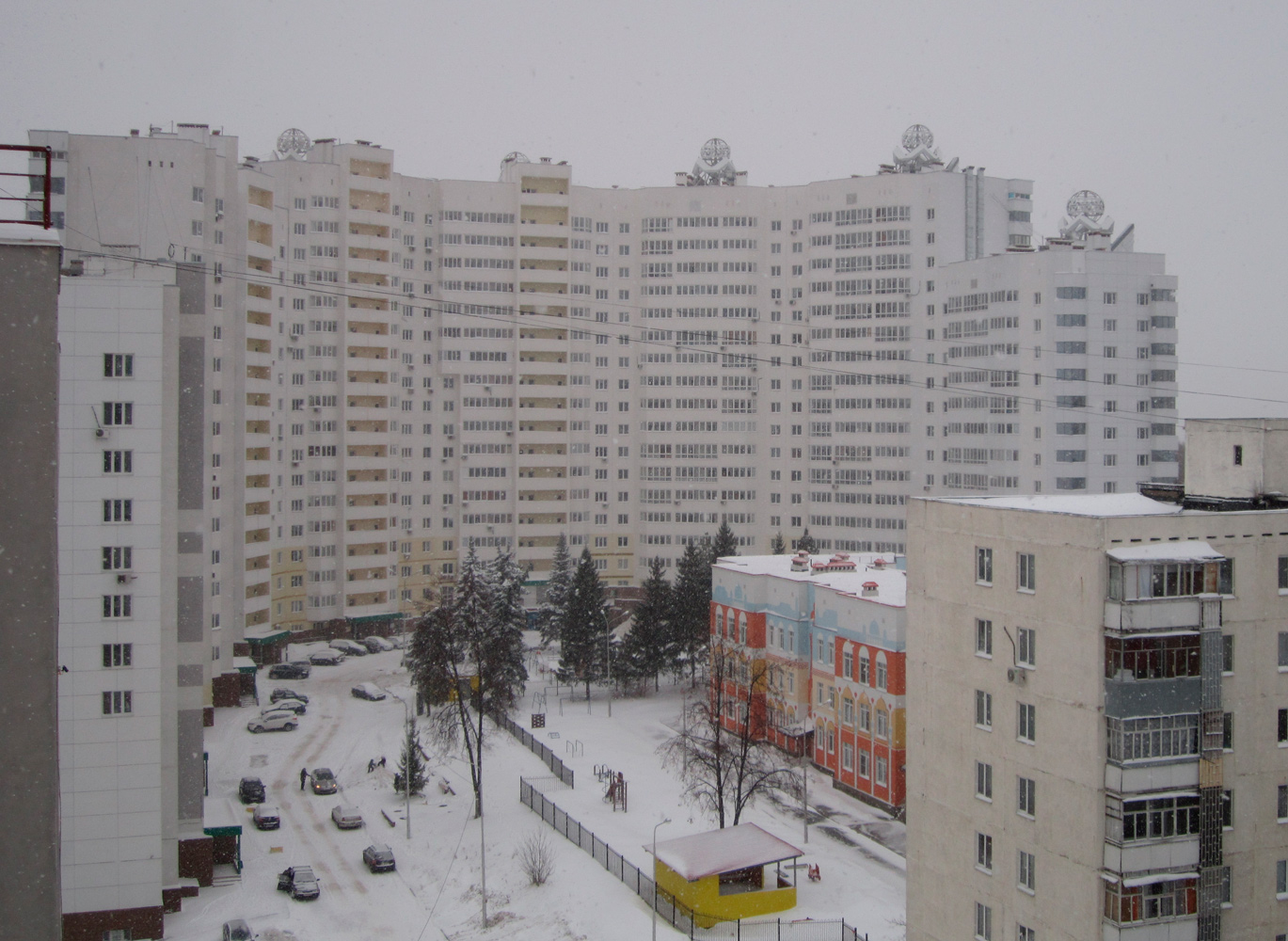 Ufa, Улица Комарова, 8; Улица Мира, 4/1