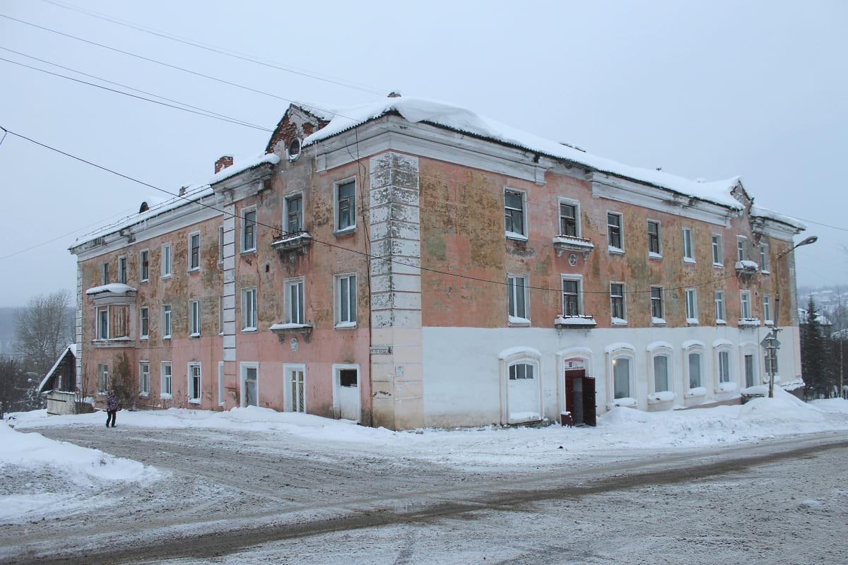 Кизел, Советская улица, 4