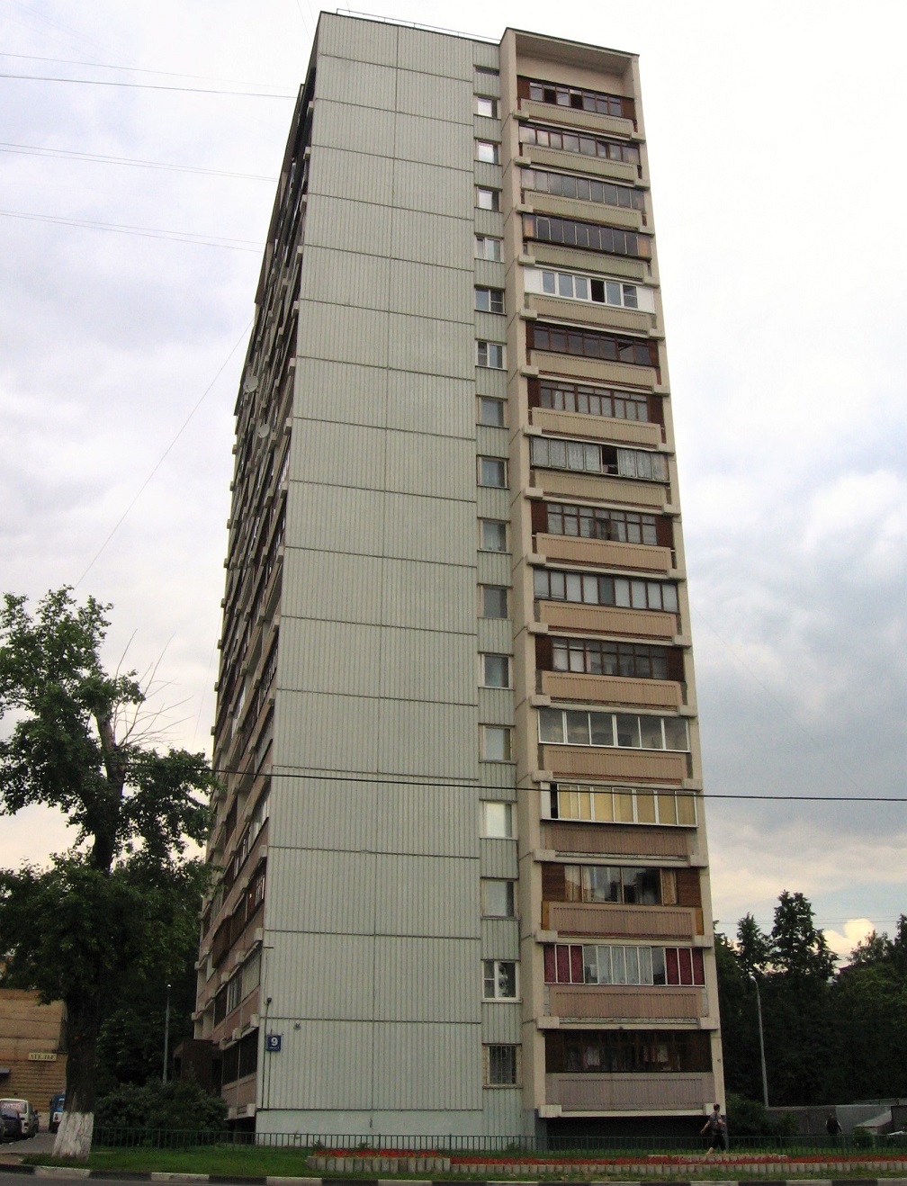 Moscow, Улица Верхние Поля, 9 корп. 2