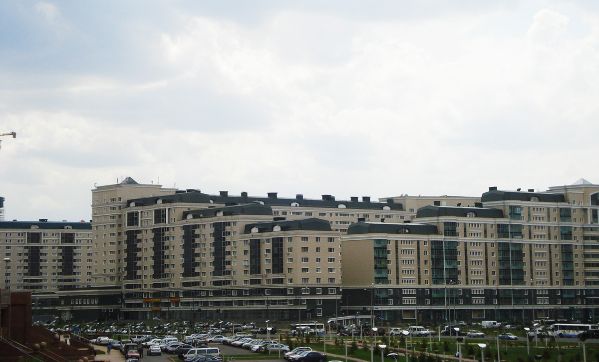 Astana, Улица Динмухамеда Кунаева, 14г; Улица Динмухамеда Кунаева, 14д; Улица Динмухамеда Кунаева, 14/2