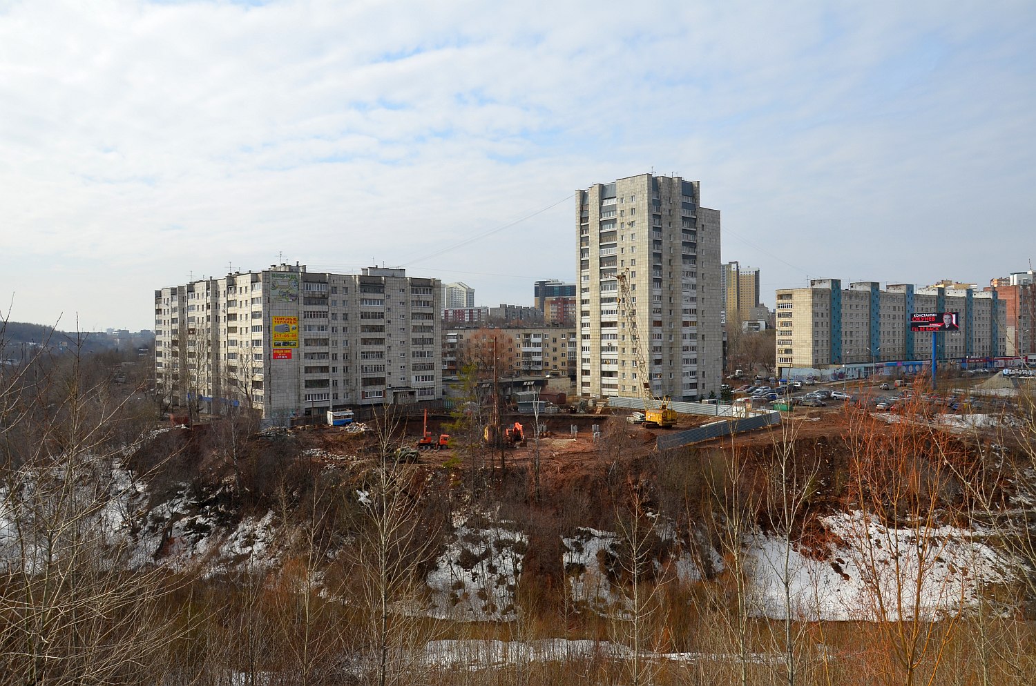 Пермь, Улица Революции, 4; Улица Революции, 2; Весёлая улица, 1