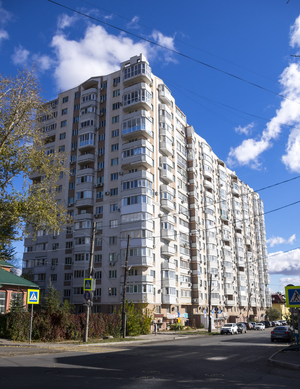 Самара, Пионерская улица, 100 / Галактионовская улица, 2
