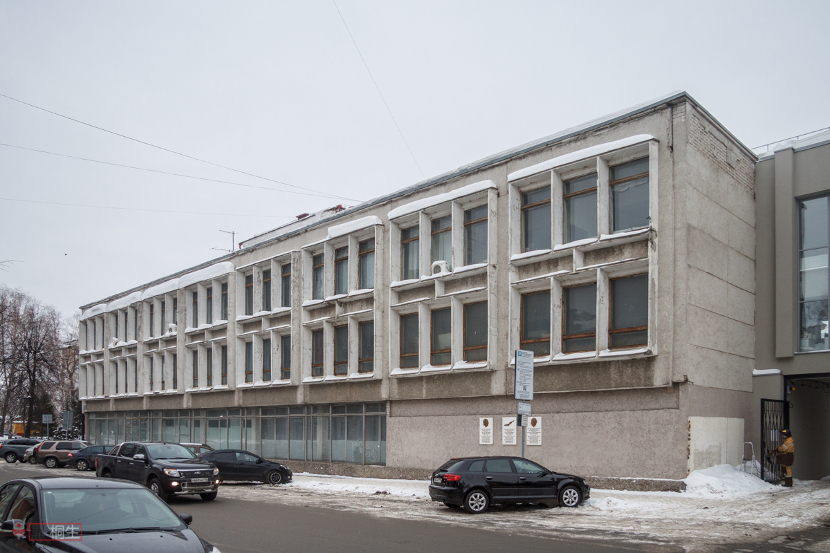 Kaasan, Большая Красная улица, 62