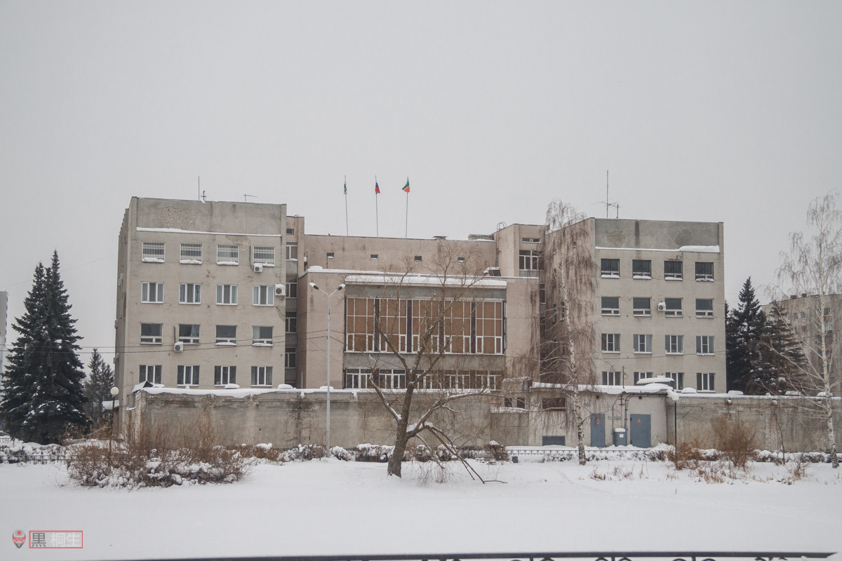 Казань, Волгоградская улица, 32; Волгоградская улица, 32*