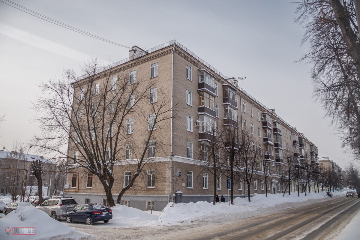 Казань, Улица Гагарина, 105