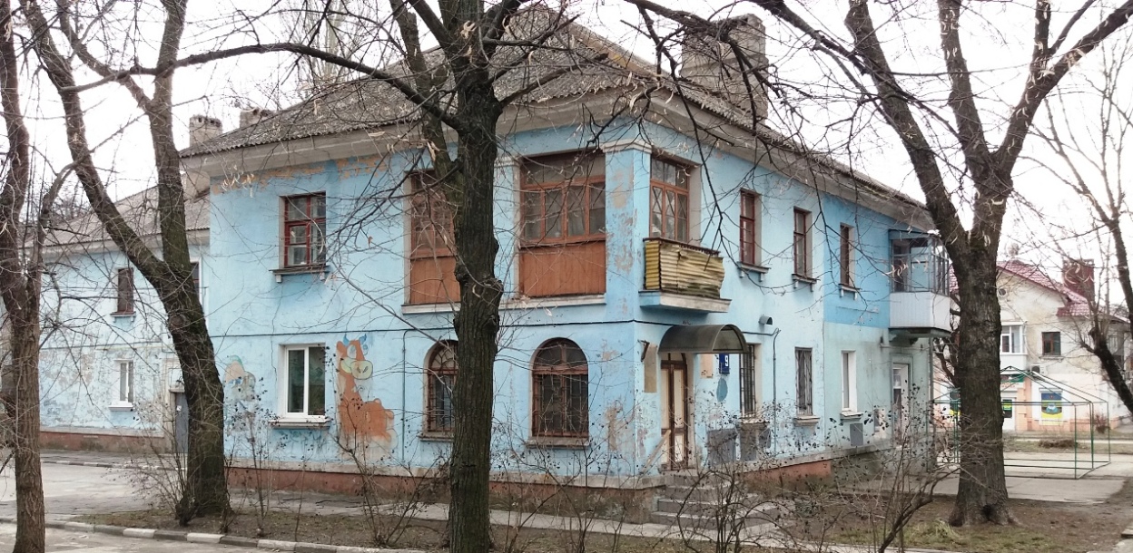 Запорожье, Улица Сергея Синенко, 9 / Минская улица, 1