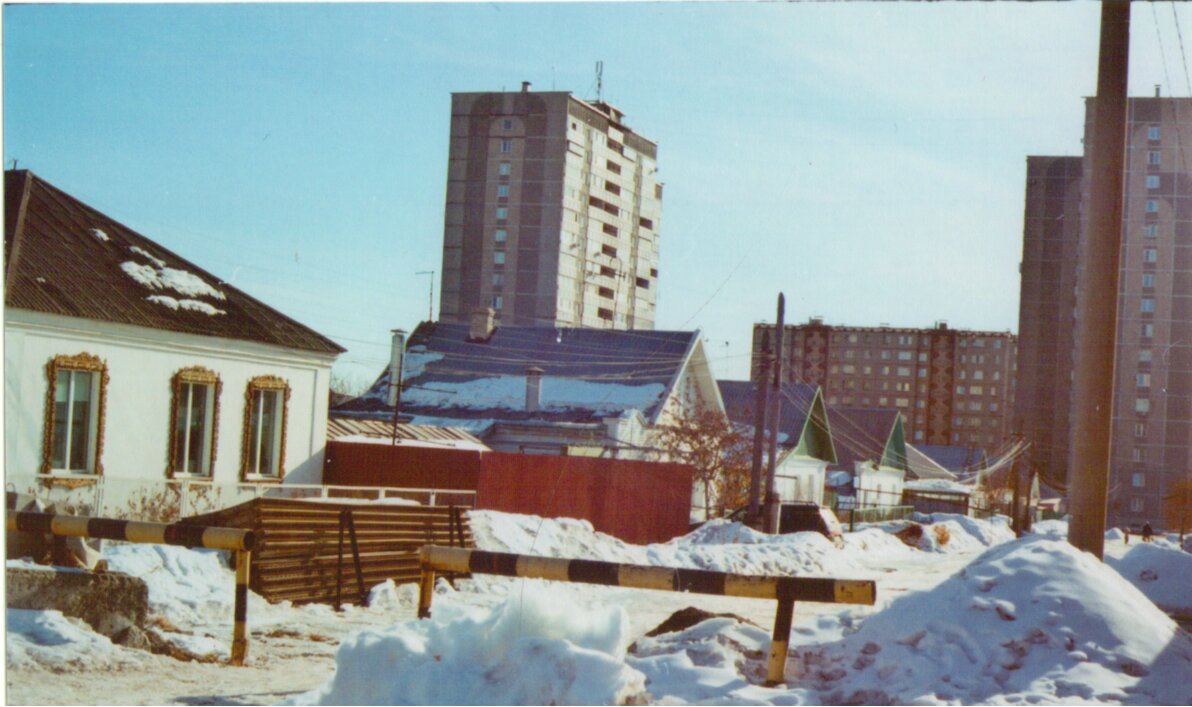 Челябинск, Улица Искусств, 18/20; Улица Искусств, 16; Улица Искусств, 14; Улица Искусств, 12; Мартеновская улица, 16; Мартеновская улица, 18; Прокатная улица, 26