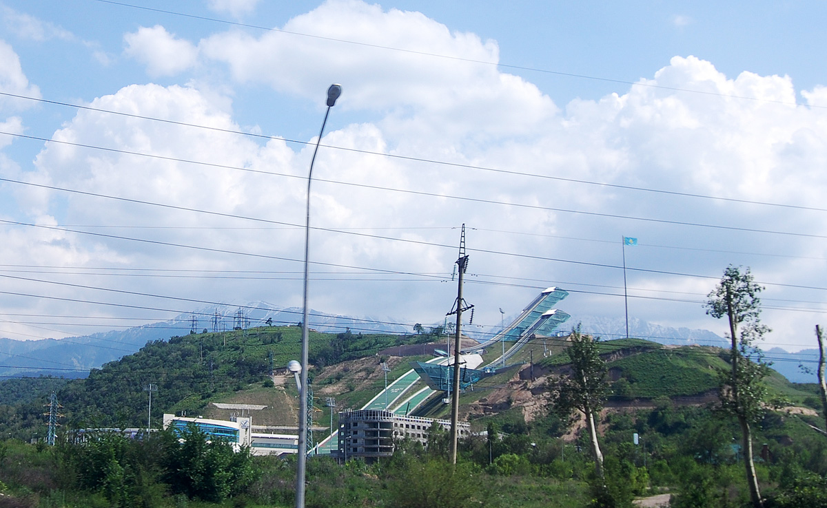 Алматы, Проспект аль-Фараби, 128/8; Проспект аль-Фараби, 128А