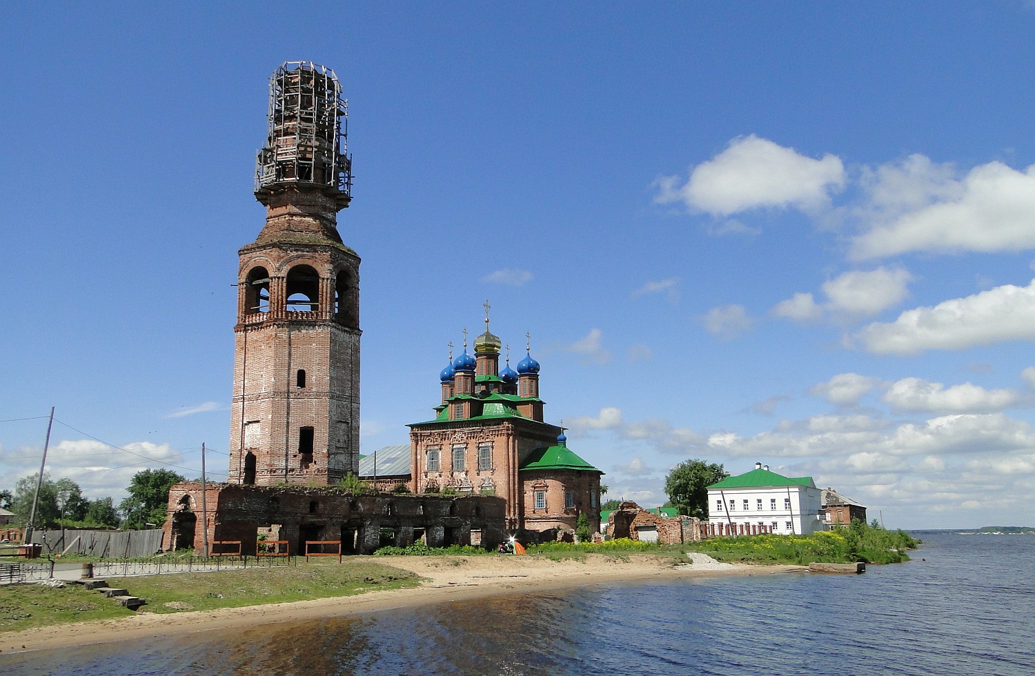Усолье, Спасская улица, 12*
