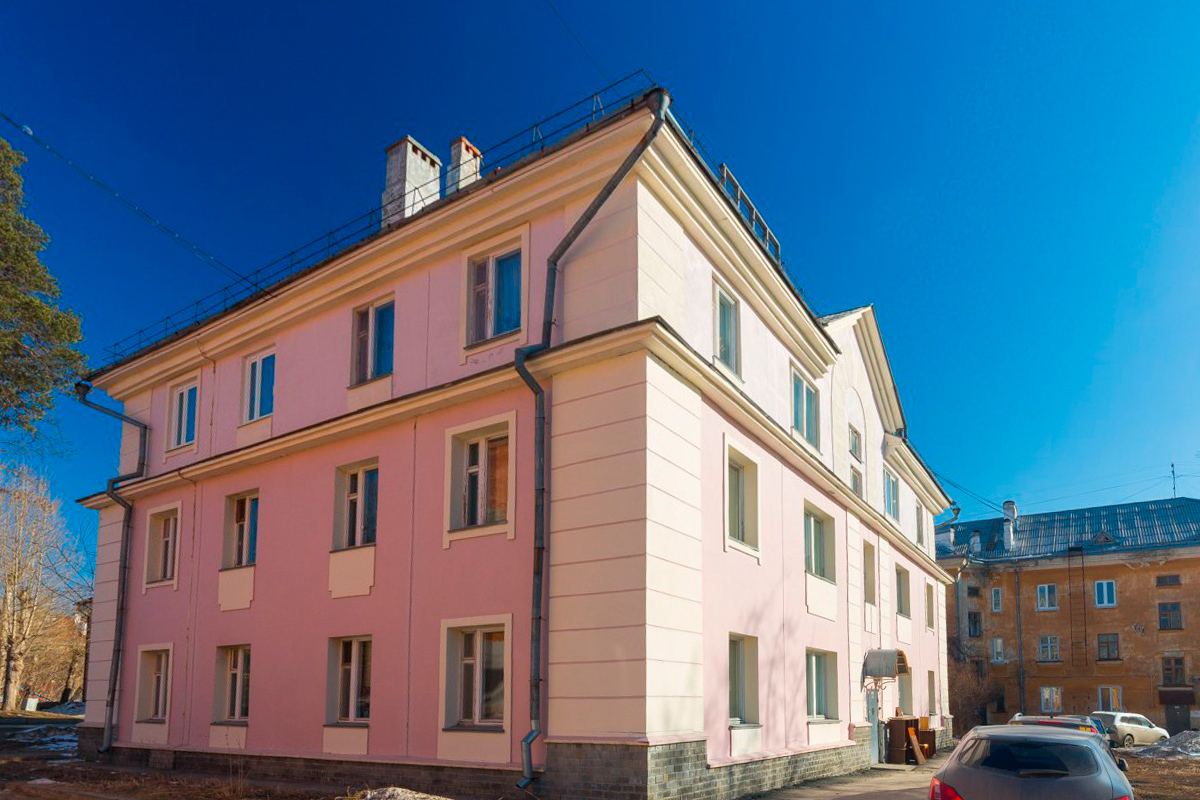 Новоуральск, Улица Фурманова, 14