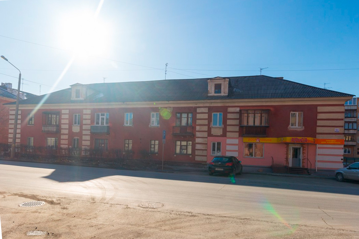 Новоуральск, Первомайская улица, 84