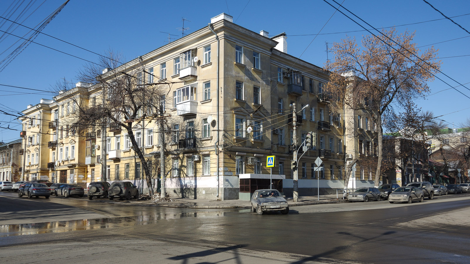 Самара, Самарская улица, 52 / Некрасовская улица, 74