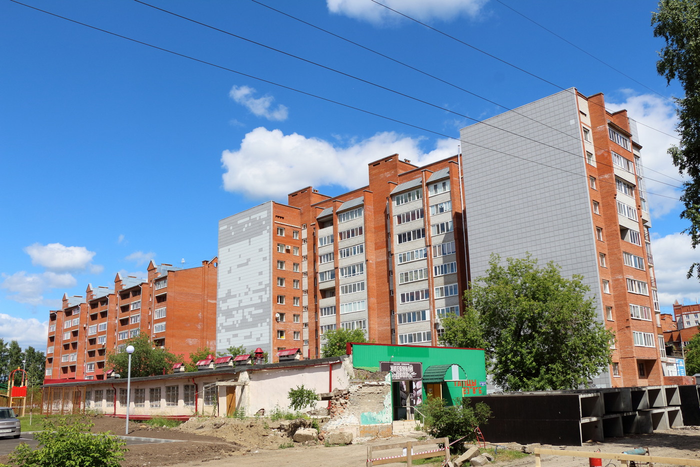 Томск, Улица Никитина, 8Б; Улица Гоголя, 15