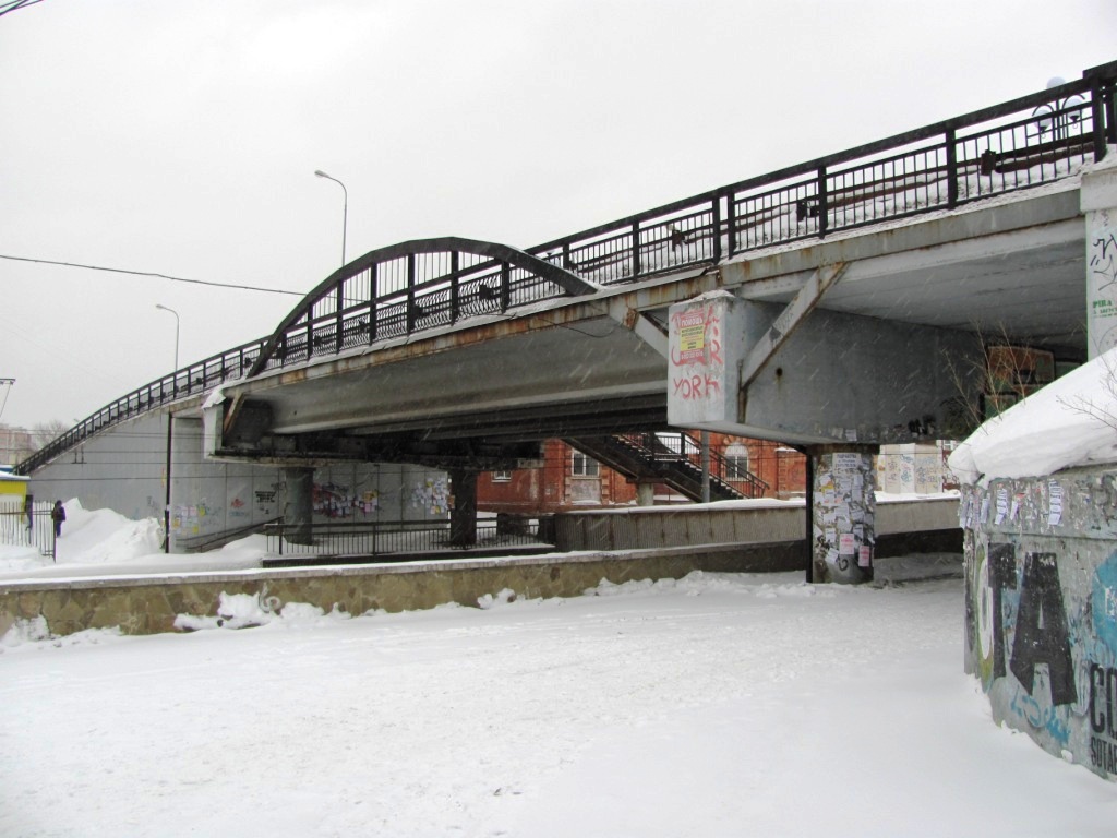 Пермь, Улица Борчанинова, Пешеходно-транспортный переход