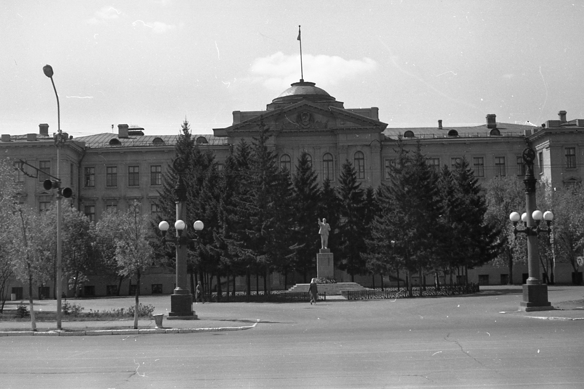 Omsk, Улица Красный Путь, 1*
