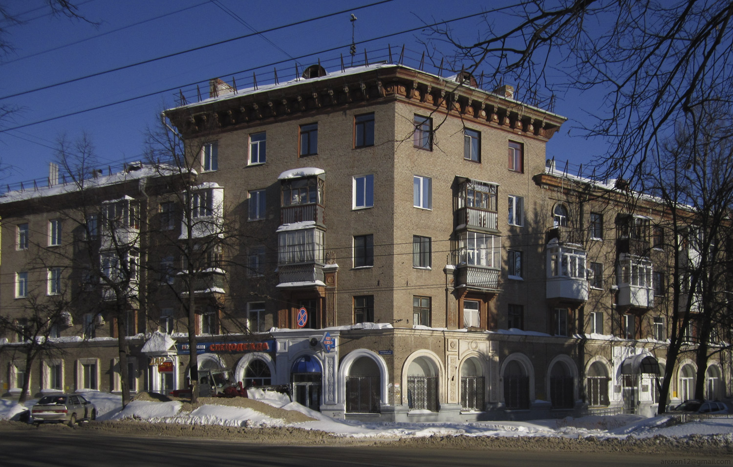 Уфа, Улица Калинина, 13 / Улица Ульяновых, 42