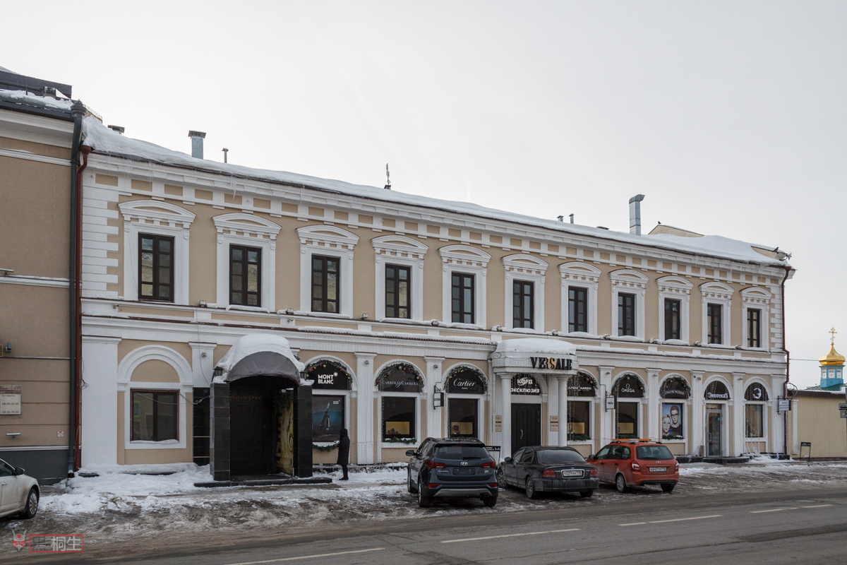 Kaasan, Профсоюзная улица, 4