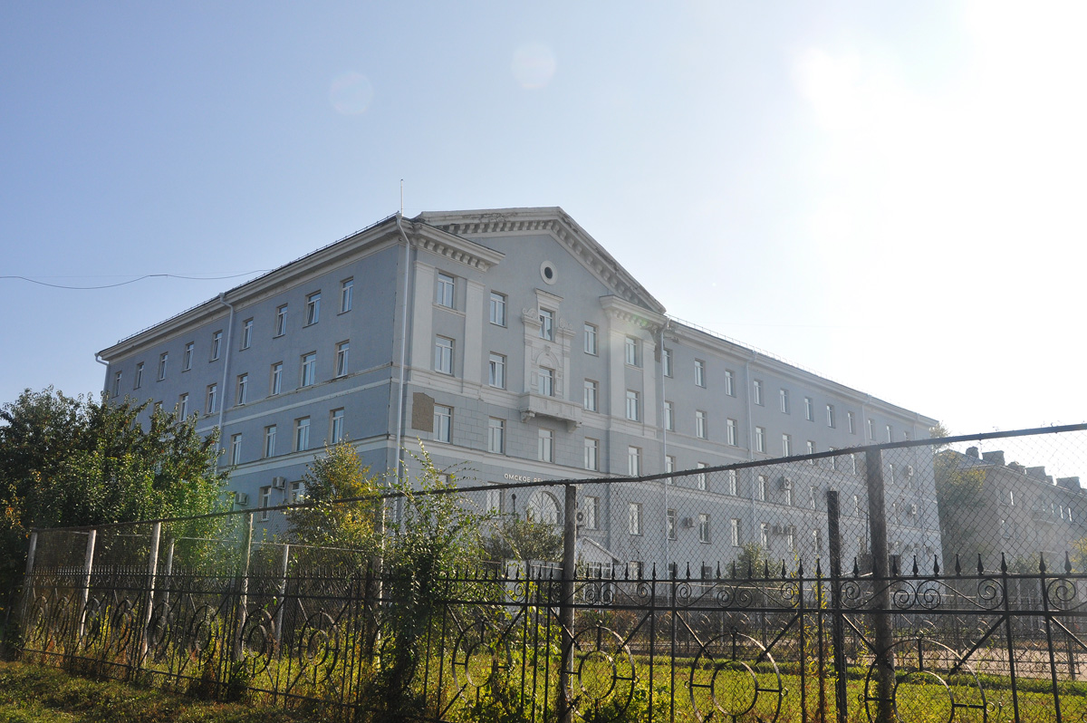 Omsk, Улица Ивана Алексеева, 2 / Набережная Тухачевского, 2