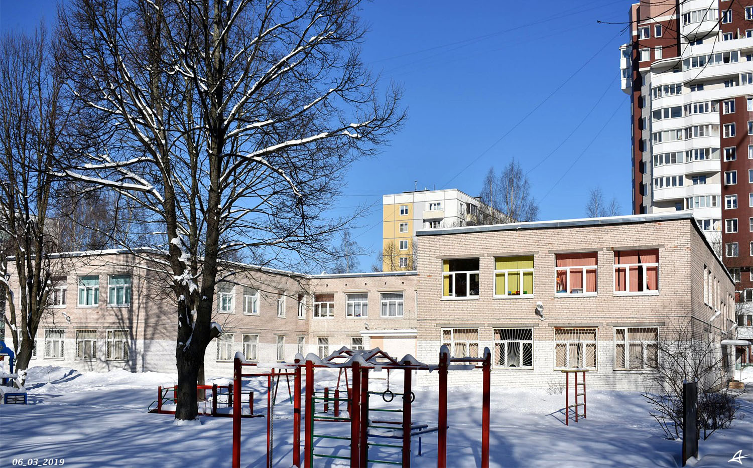 Санкт-Петербург, Улица Вавиловых, 11 корп. 2