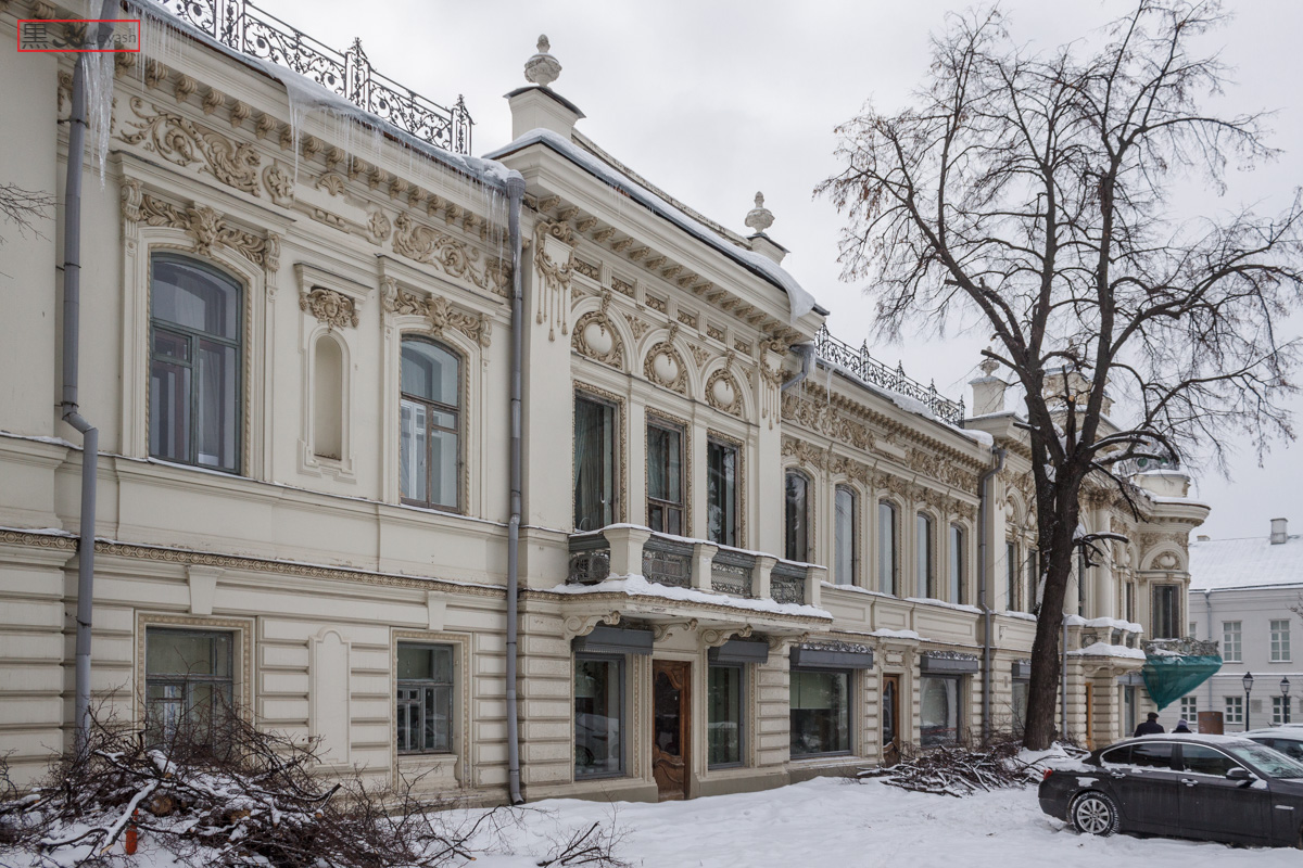 Казань, Кремлёвская улица, 33