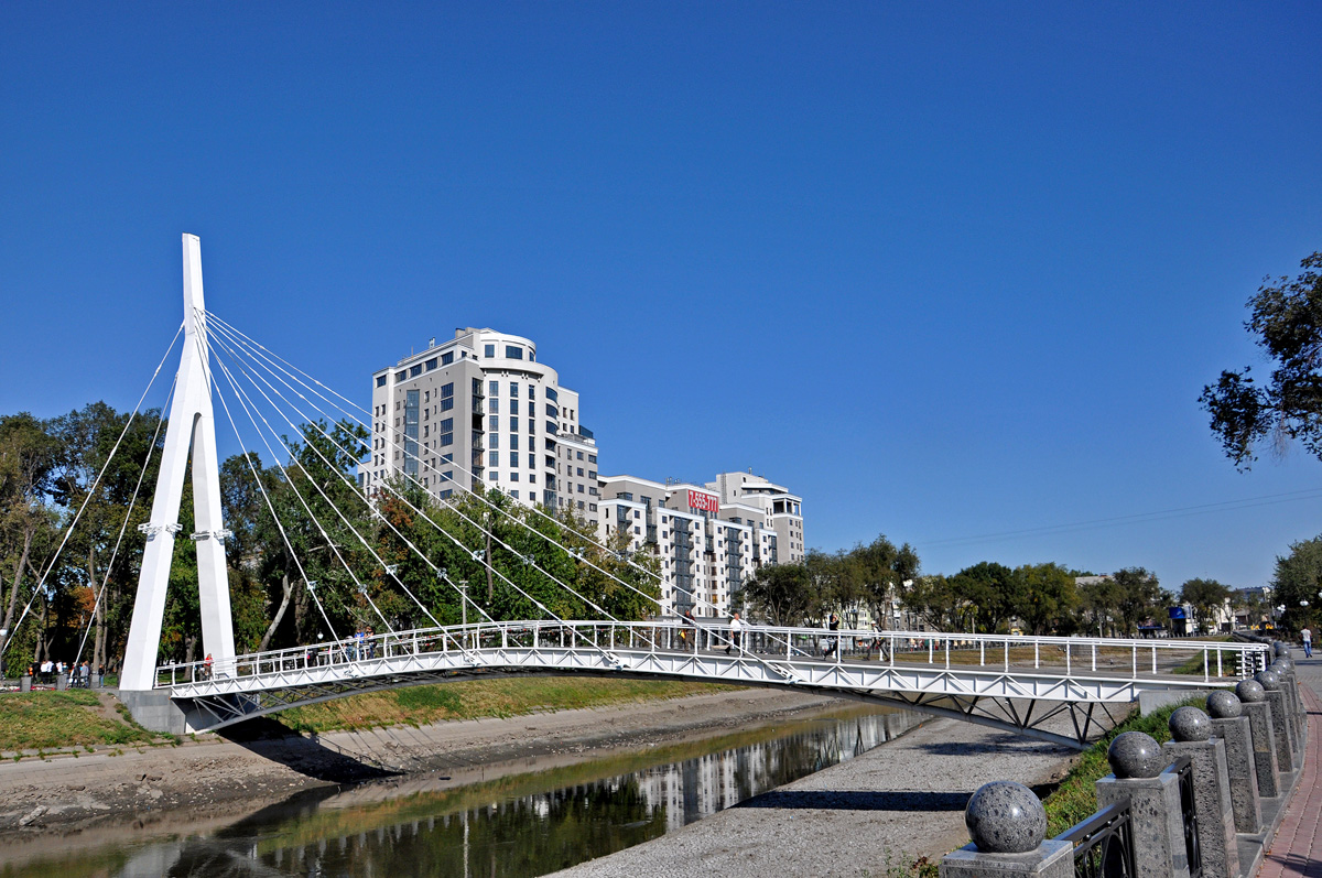 Kharkov, Мариинский мост; Банный переулок, 1