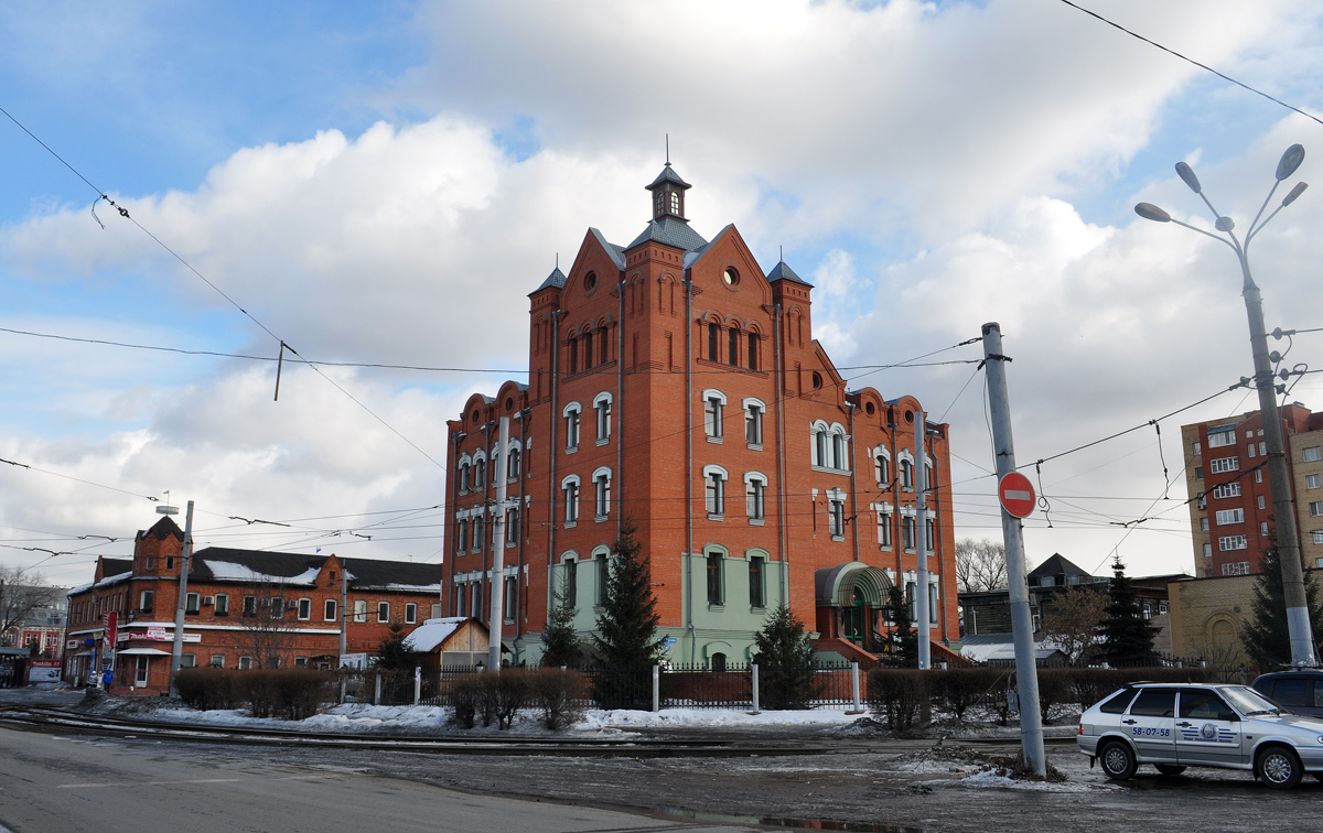 Омск, Улица Маршала Жукова, 51/1; Улица Лермонтова, 46