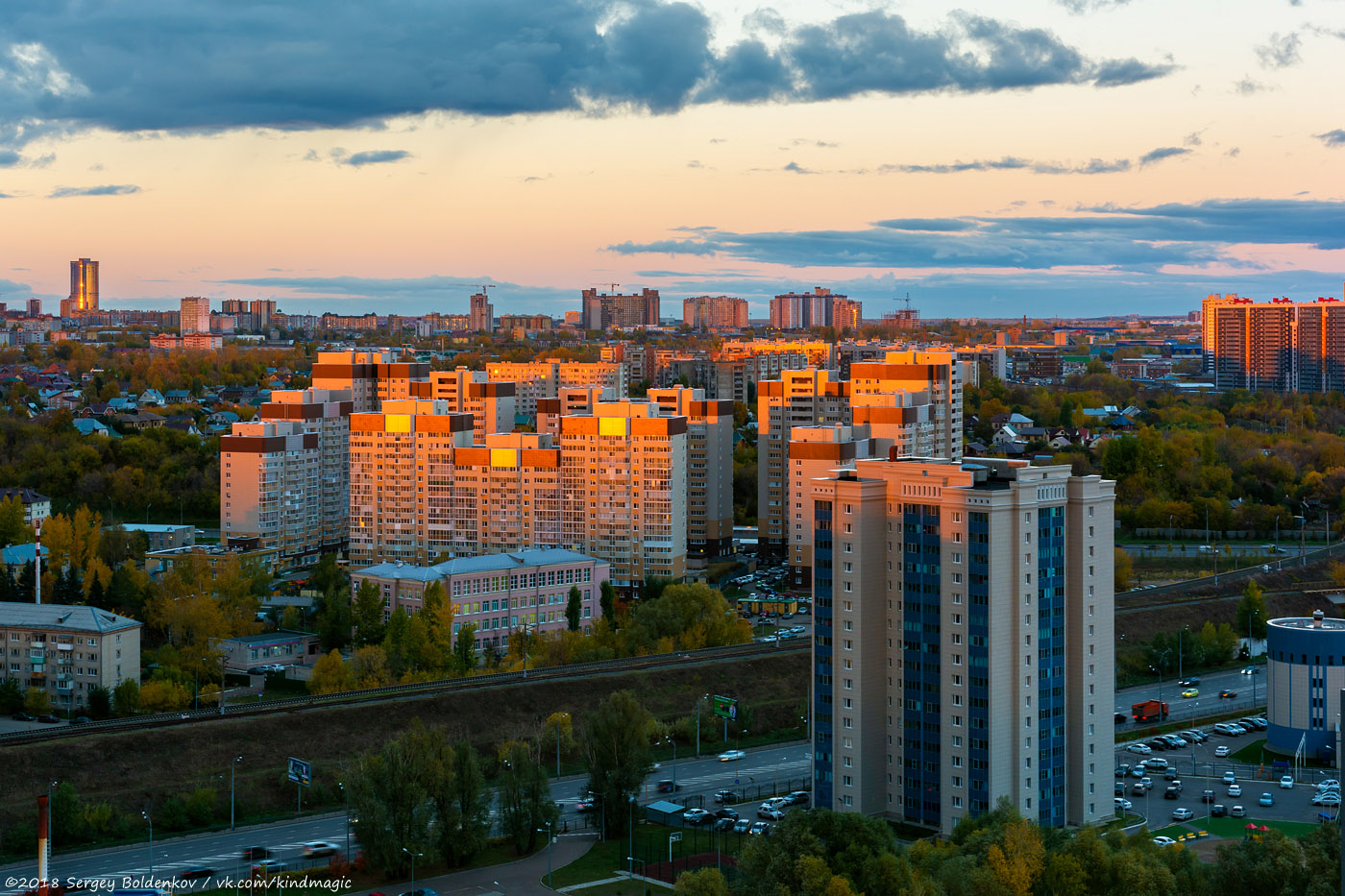 Казань, Даурская улица, 16В; Роторная улица, 7; Проспект Универсиады, 14; Проспект Альберта Камалеева, 1. Казань — Панорамы