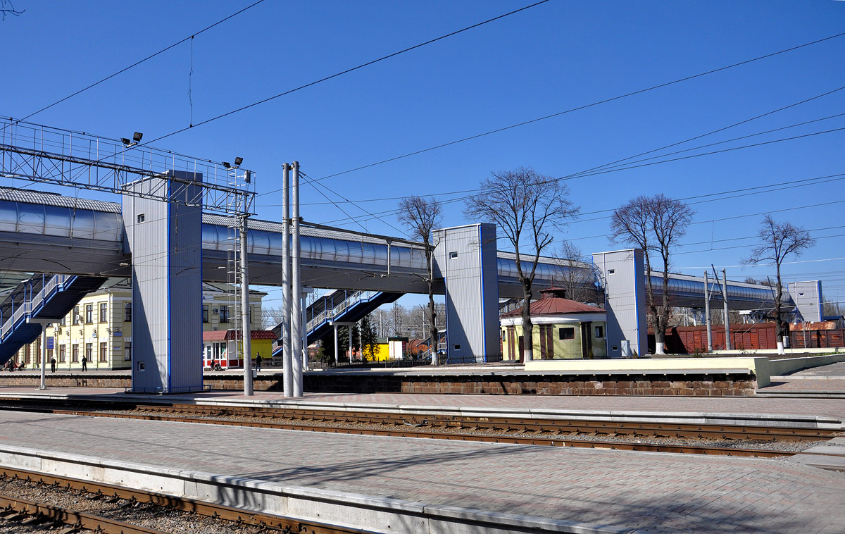 Лозовая, Привокзальная улица, 11*