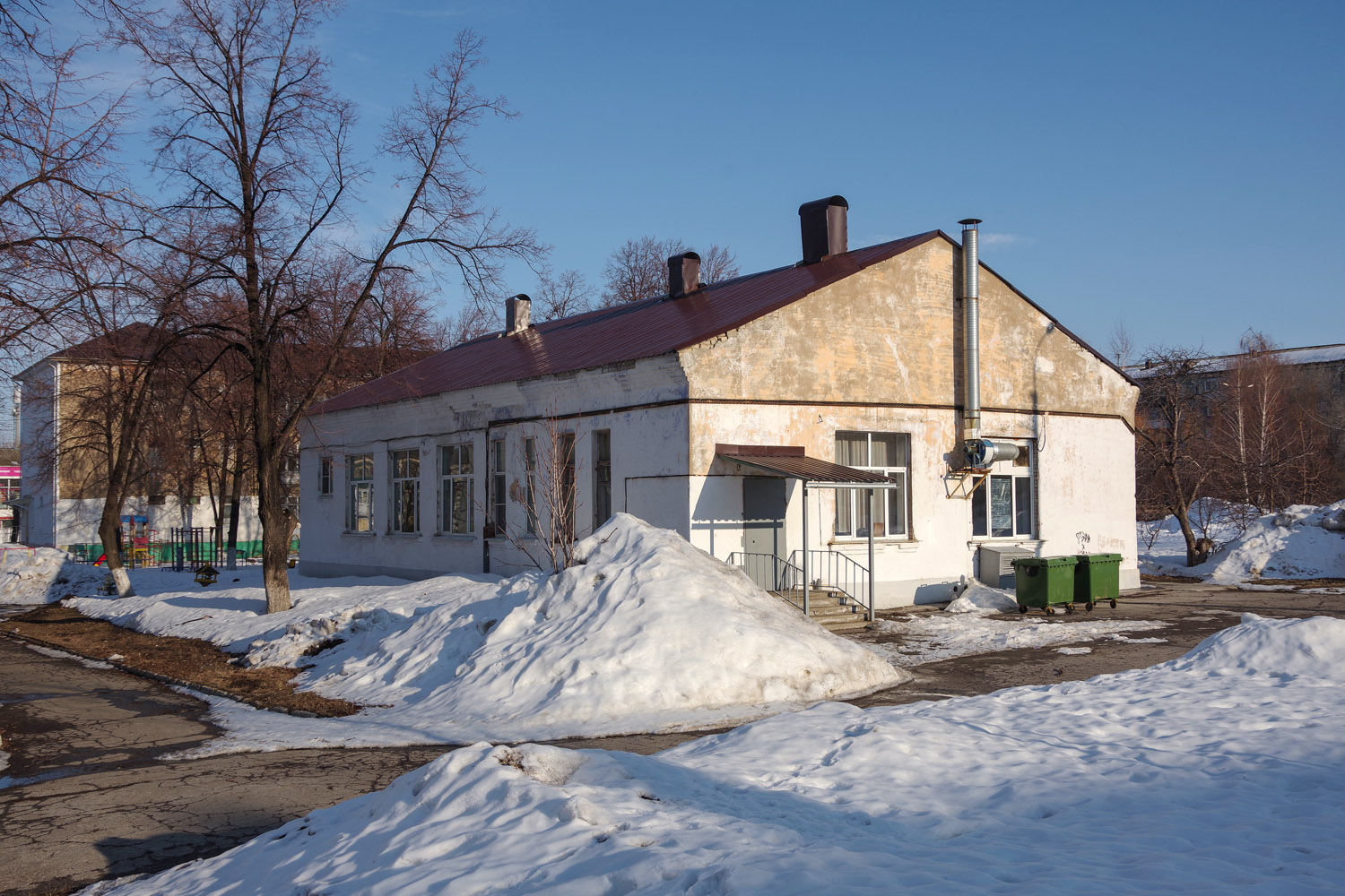 Новокуйбышевск, Улица Миронова, 26 (столовая)
