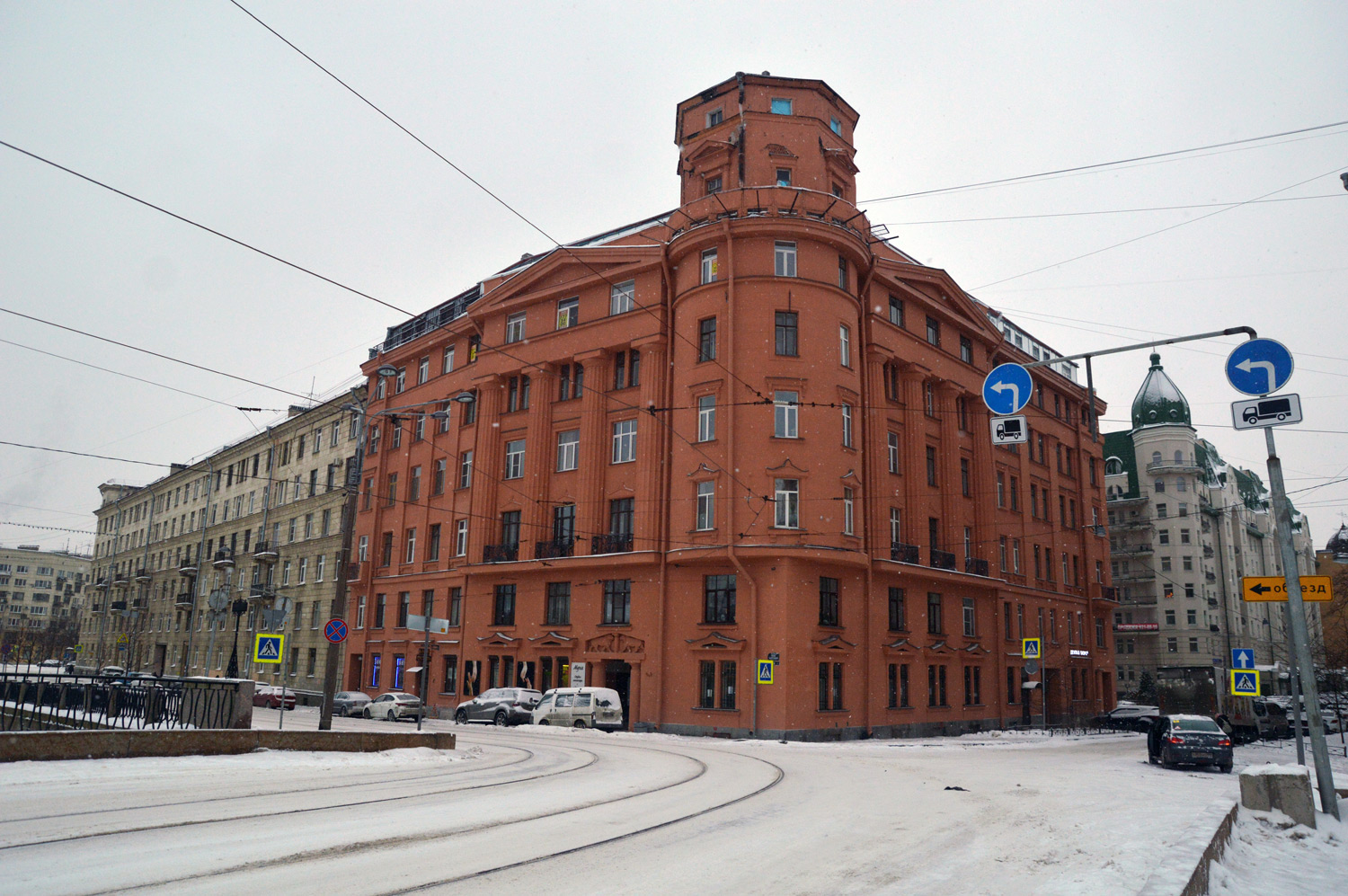 Санкт-Петербург, Набережная реки Карповки, 30