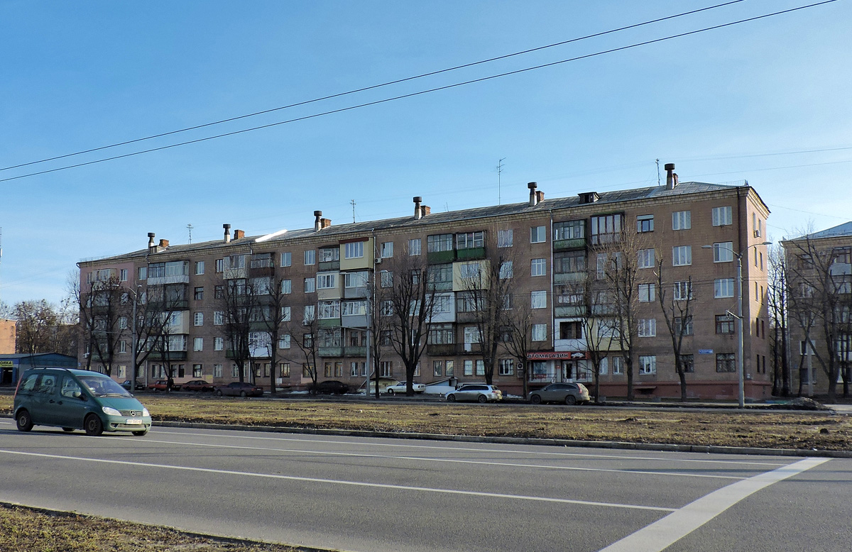 Харьков, Проспект Героев Харькова, 198