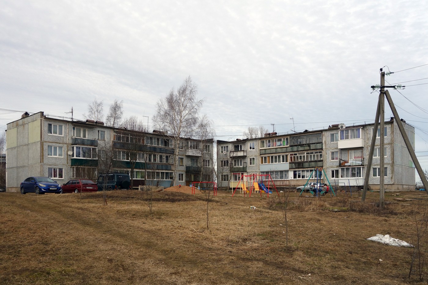 Новгородский район, прочие н.п., Пос. Волховец, Пионерская улица, 18; Пос. Волховец, Пионерская улица, 19