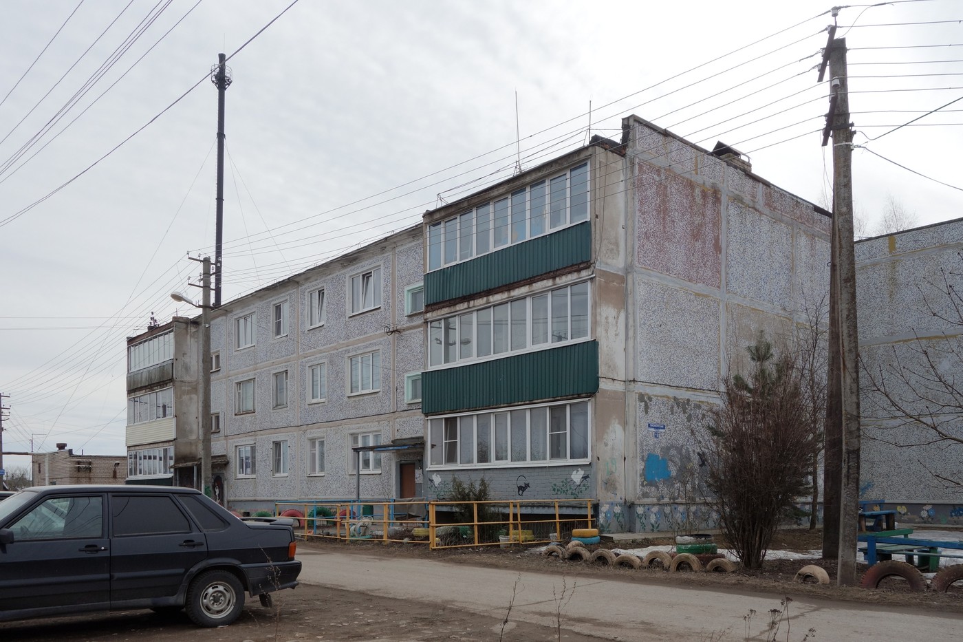 Новгородский район, прочие н.п., Пос. Волховец, Пионерская улица, 19