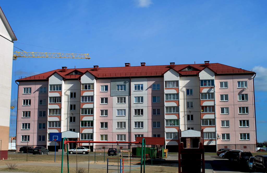 Столбцы, Ленинская улица, 99 корп. 1