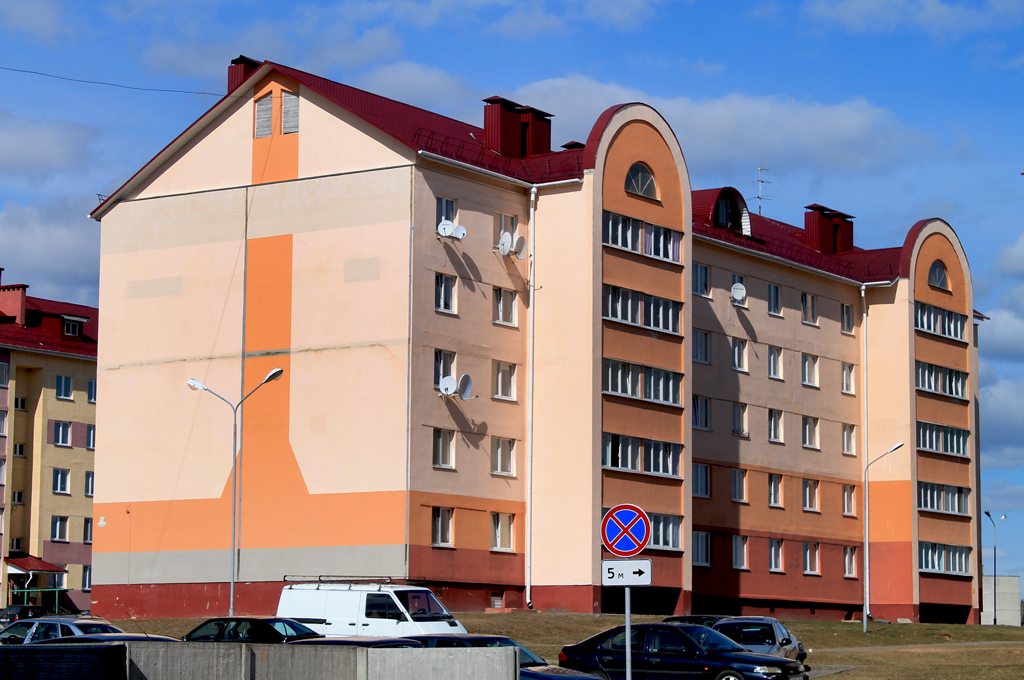 Столбцы, Улица Мира, 10